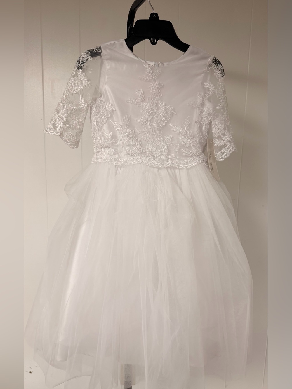 Isobella & Chloe Girls 6X White Lace Tulle Flower Girl Formal Dress